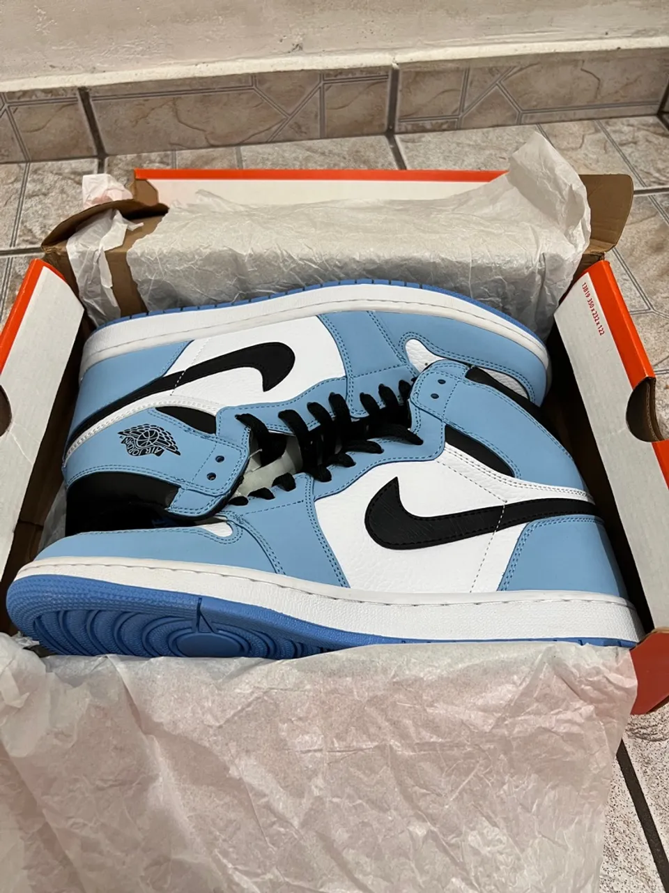 Vendo ou troco por jogo Switch Air Jordan 1 High