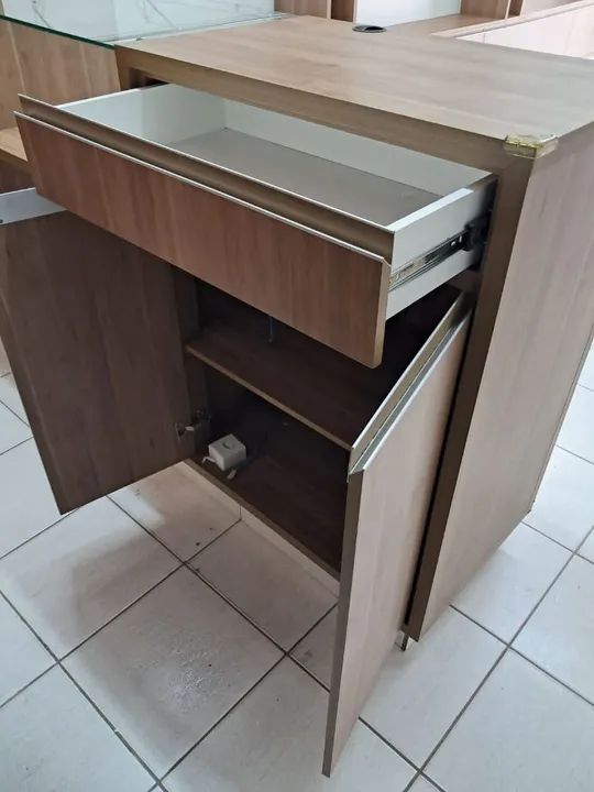 Prateleiras em MDF SEMI NOVO - Foto 4