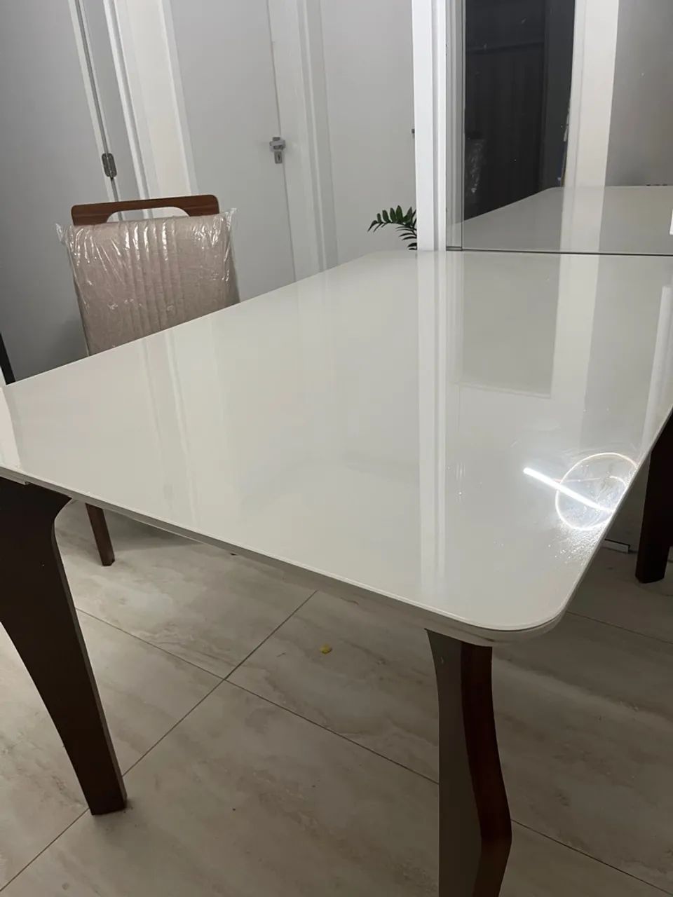 Mesa de Jantar em Vidro - 4 Cadeiras - Foto 3