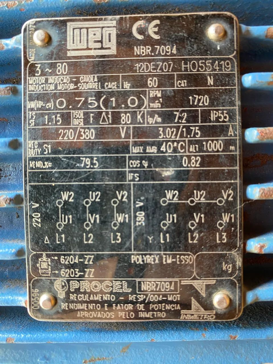 Motor elétrico trifásico WEG - Foto 2