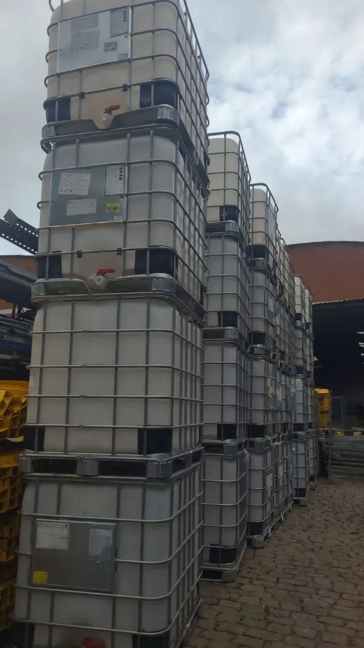 Caixa de 1000 litros com grade  - Foto 3