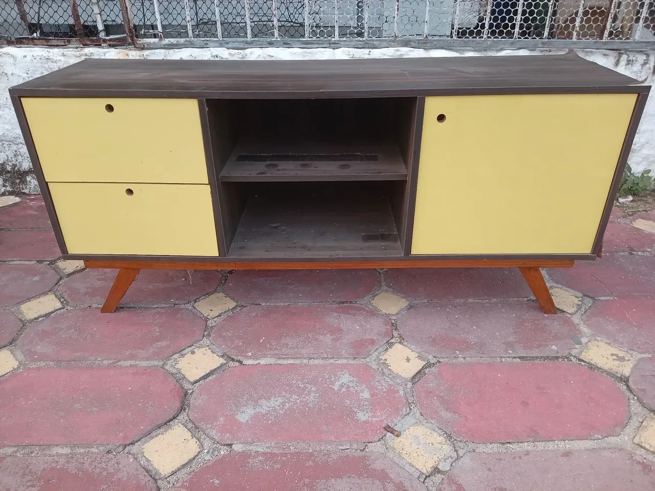 Retro Rack Furniture Rack Retrô Vintage - Móvel com Design Clássico - Racks e Painéis ...