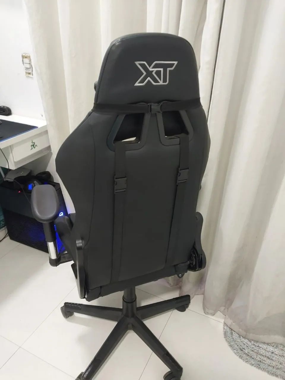 Cadeira Gamer e escritório XT Racer Attack Preto c/Prata - Foto 2