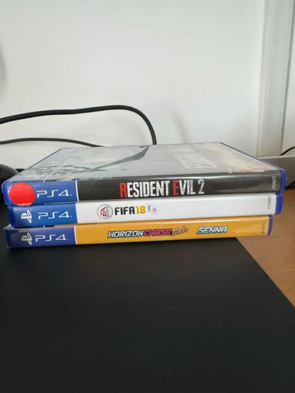 PS4 PRO 1TB SSD - Foto 2