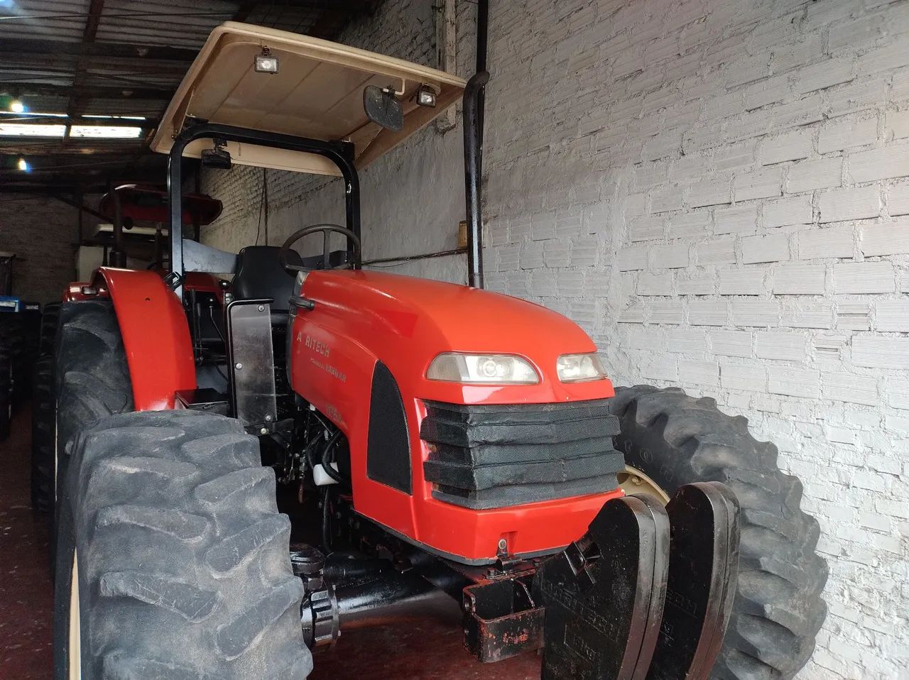 TRATOR YANMAR 1175 4X4 ANO 2011 - Foto 2