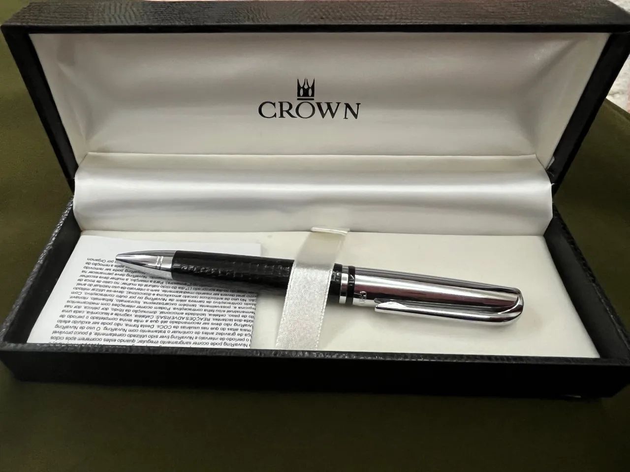 Caneta Crown - Elegância e Sofisticação