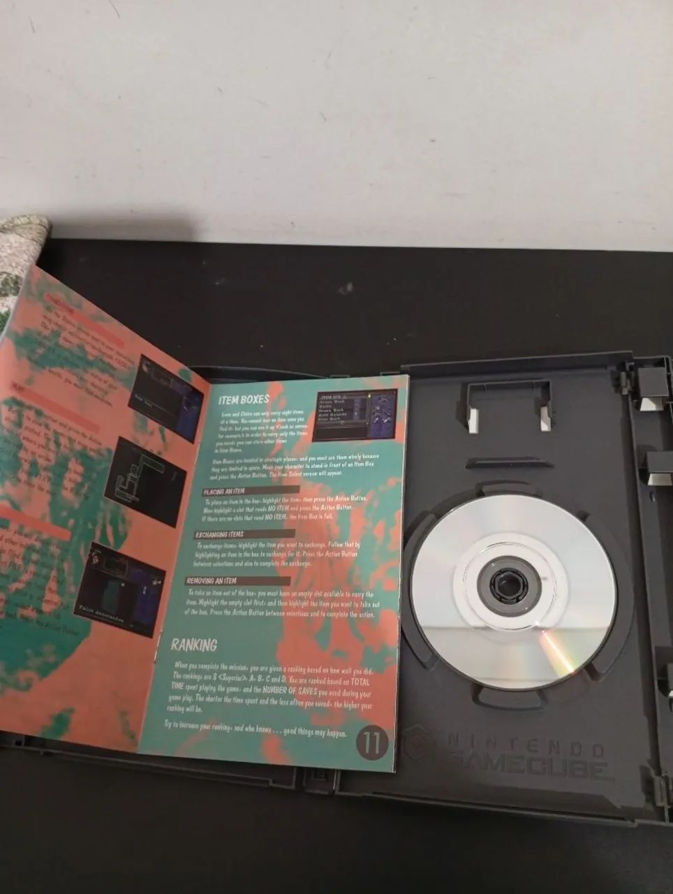 Resident Evil original GameCube - Foto 4