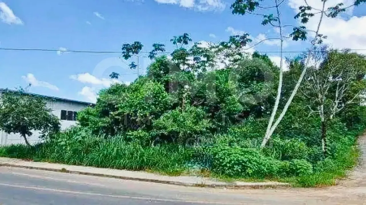 Terreno de Esquina à Venda no Bairro Badenfurt Blumenau