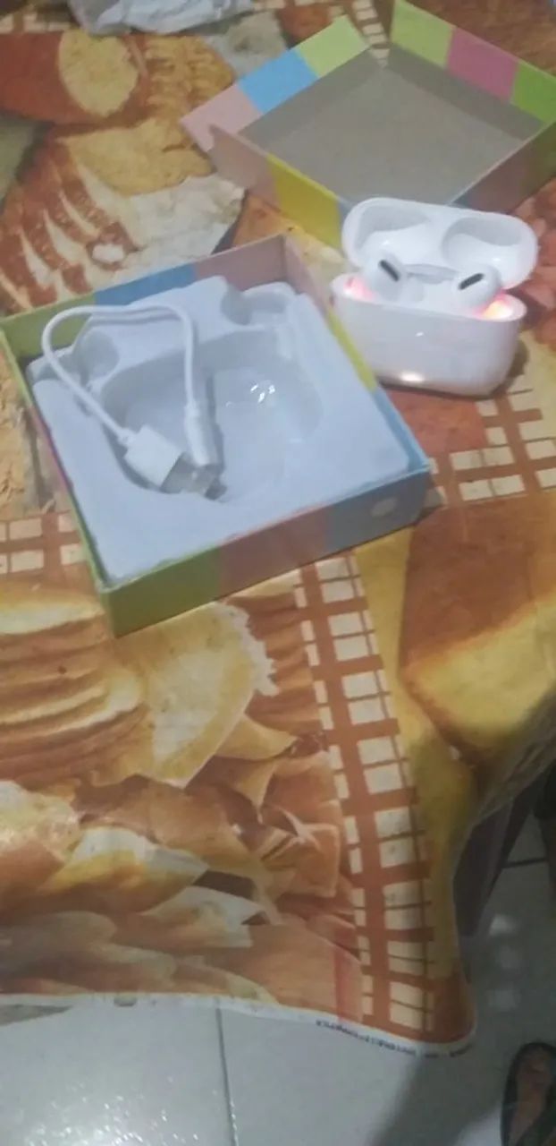 Fones de ouvido TWS - ACEITO OFERTAS