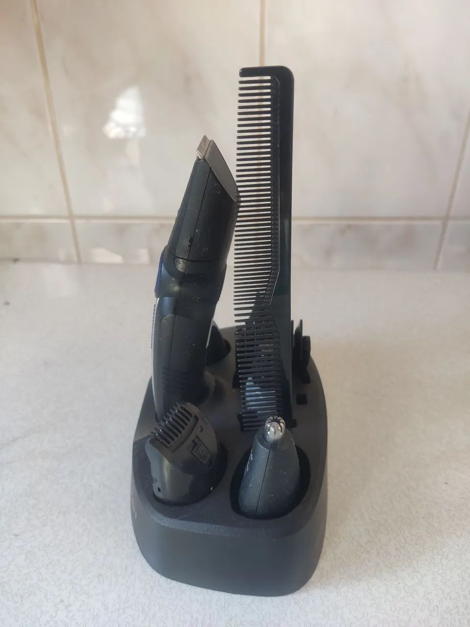 Aparador de pelos Philco 7 em 1 - DEFEITO  - Foto 4