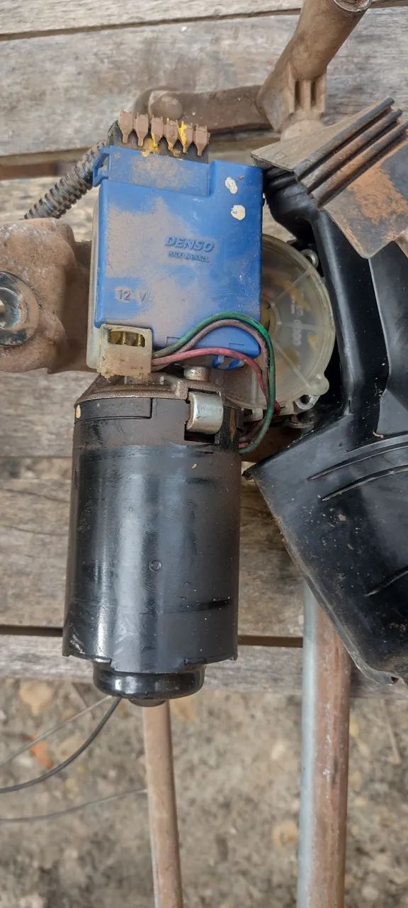 Motor de Limpador de Para-brisa Fiat Palio. Usado - Foto 3