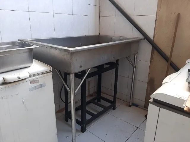 Mesa Cuba Inox (Usado)