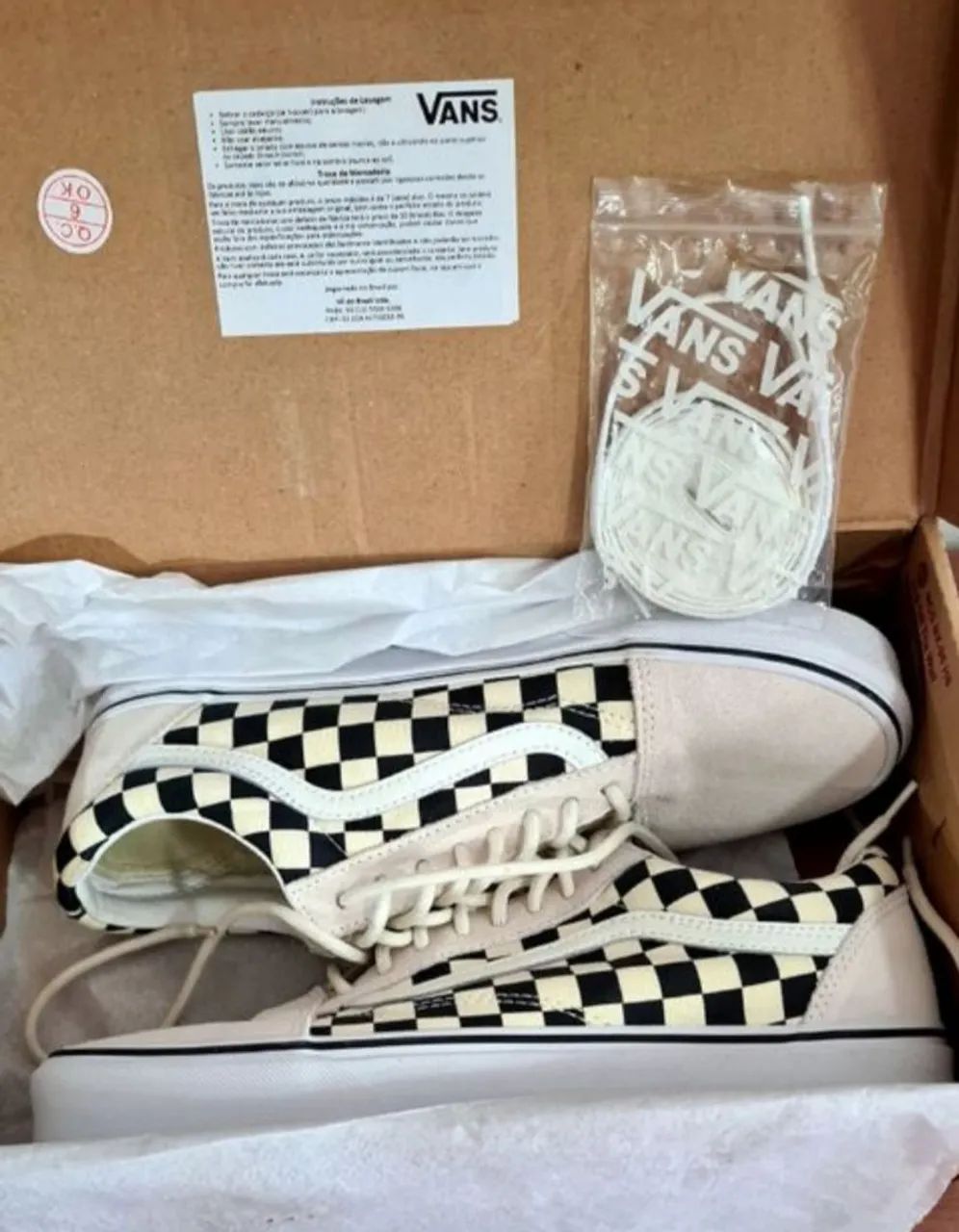 Tênis Vans Old Skool Checkerboard Bege e Preto - Foto 2