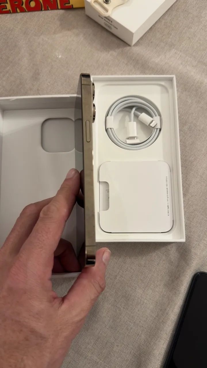 iPhone 14 Pro Max Gold 256 Gb  - Foto 2