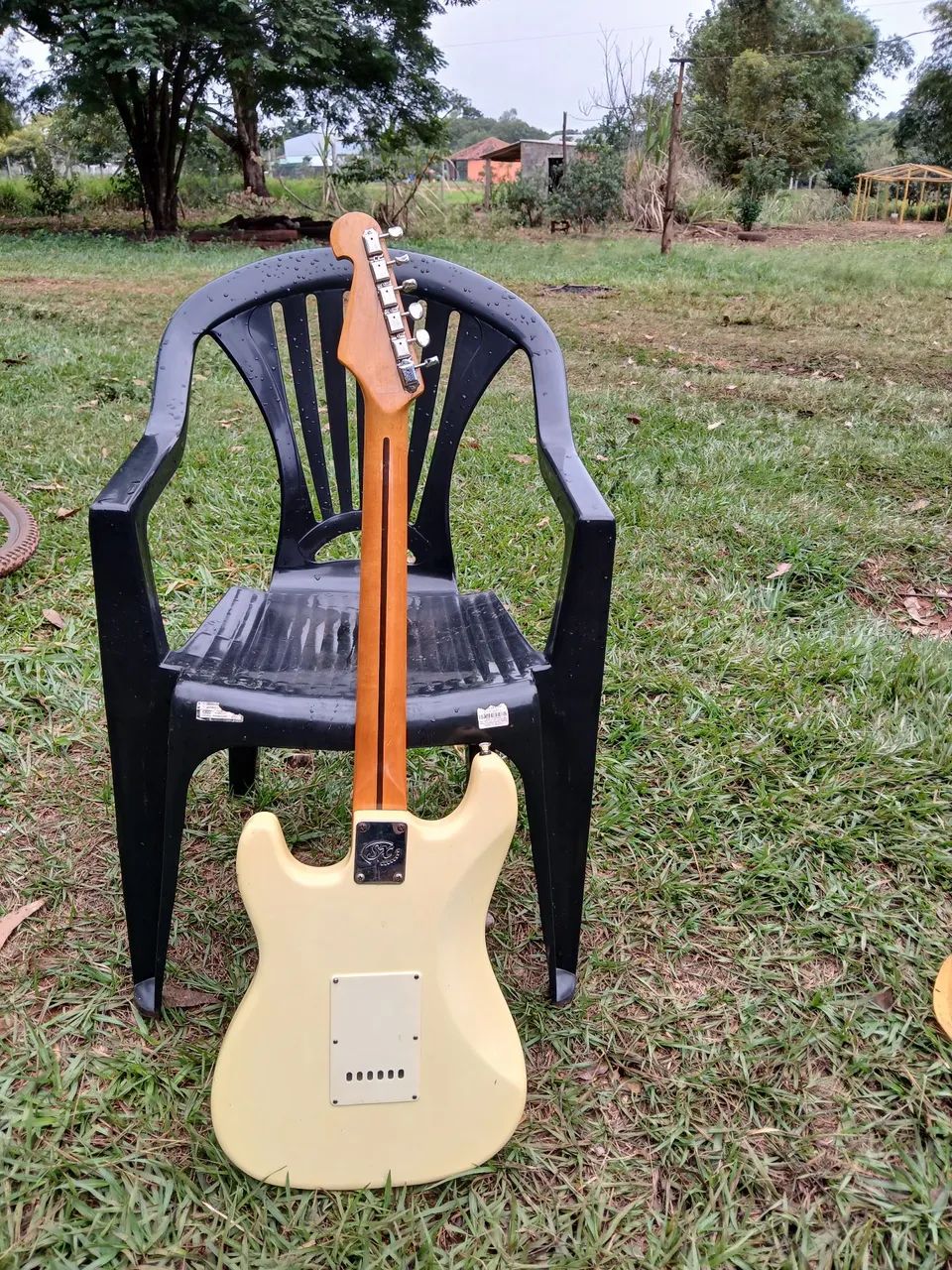 Guitarra sx Stratocaster Vintage - creme vintage - Foto 4