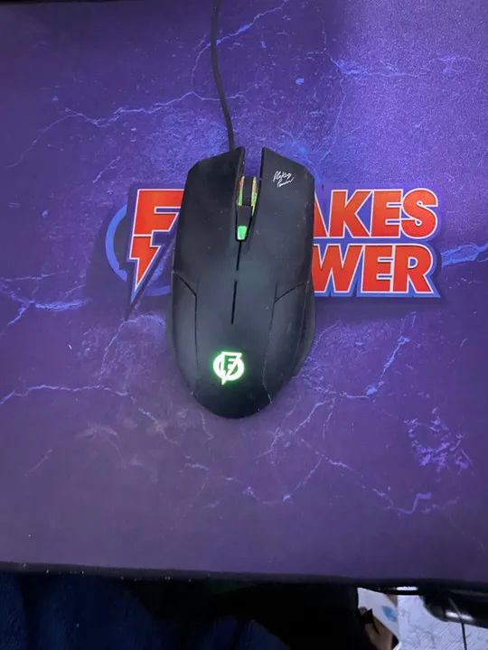 Mouse e teclado e headset 