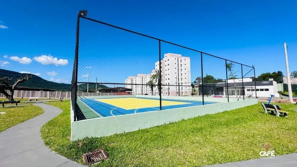 Apartamento Camobi 2 dormitórios, vaga de garagem, sacada e churrasqueira - Foto 5
