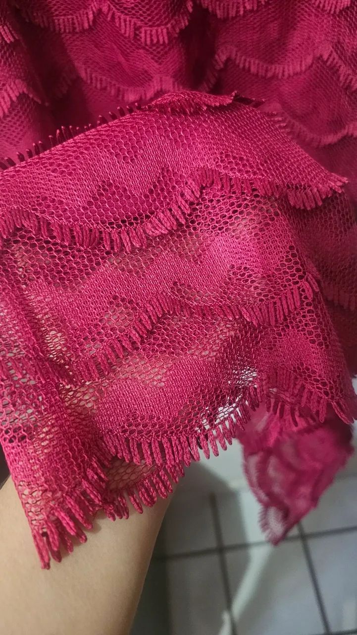 Vestido de renda forrado pink 44-46 - Foto 5