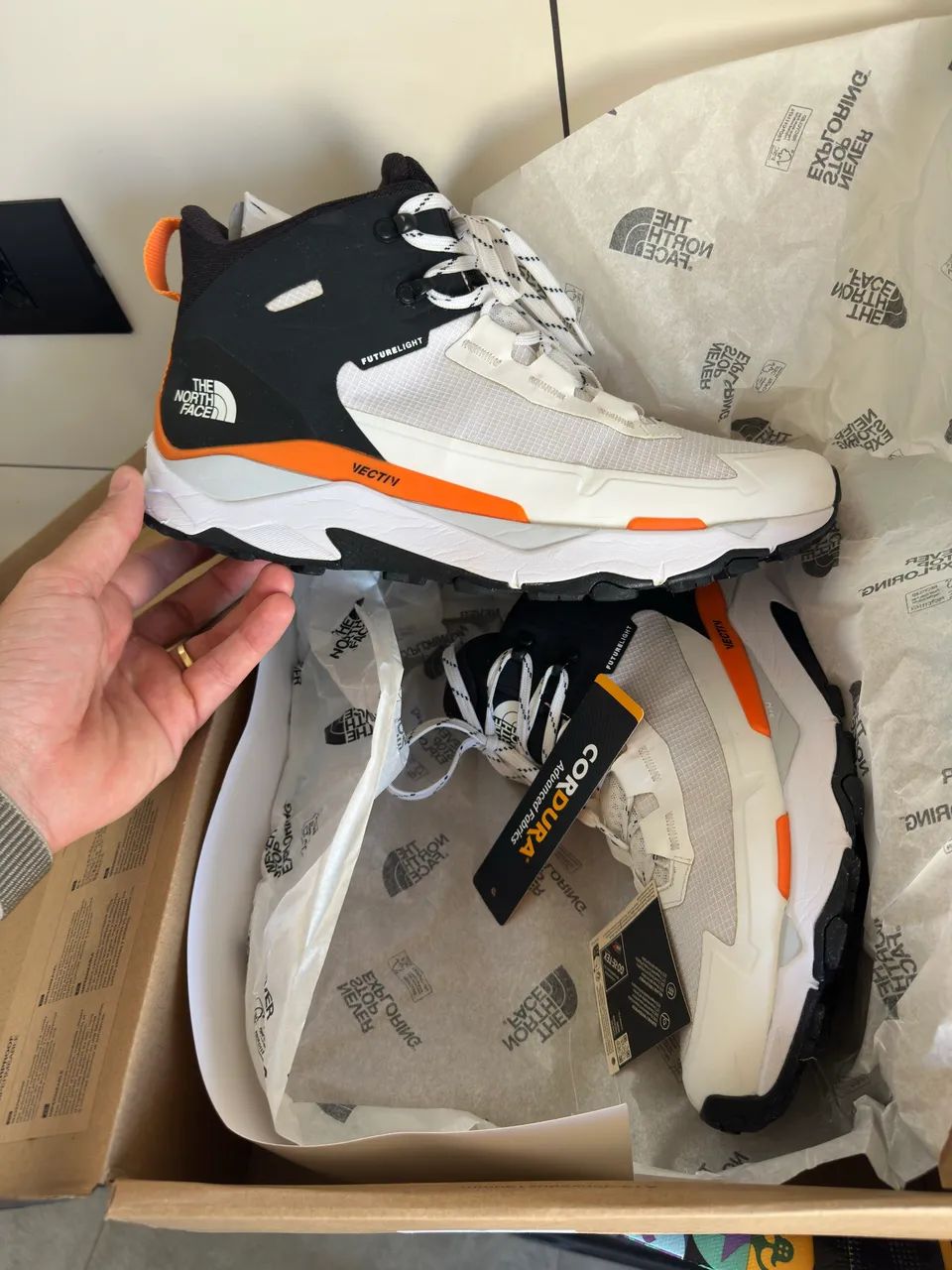 Bota The North Face Vectiv Exploris 2 Mid Futurelight - Calçados