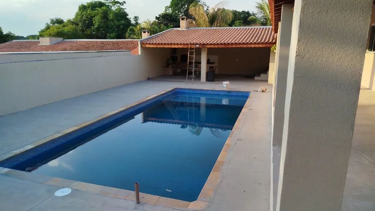 Chácara com 4 quartos para alugar por R$ 4000.00 à venda por R$ 690000.00, 1250.00 m2 - AR