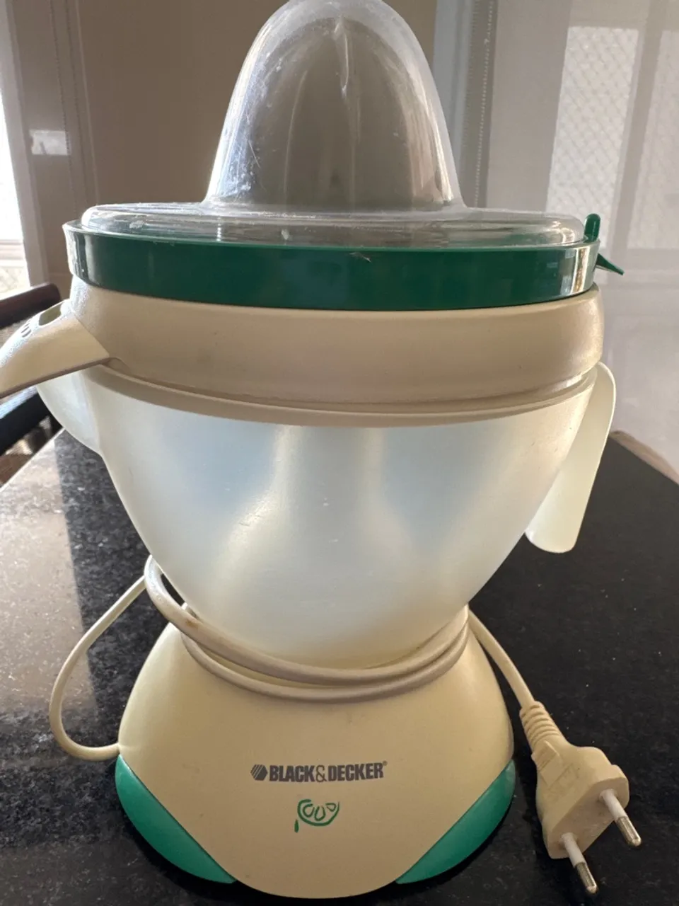 Espremedor de frutas Black & Decker