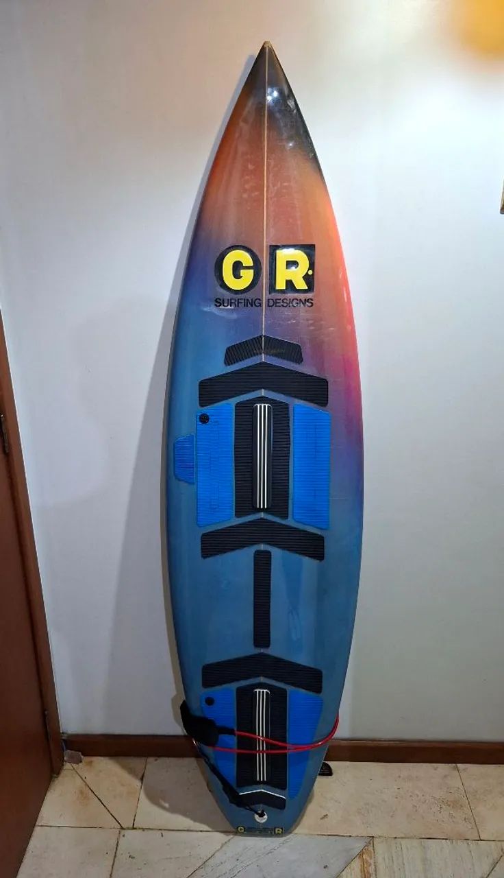 Prancha de Surf GR 6'2"  - usada em bom estado 
