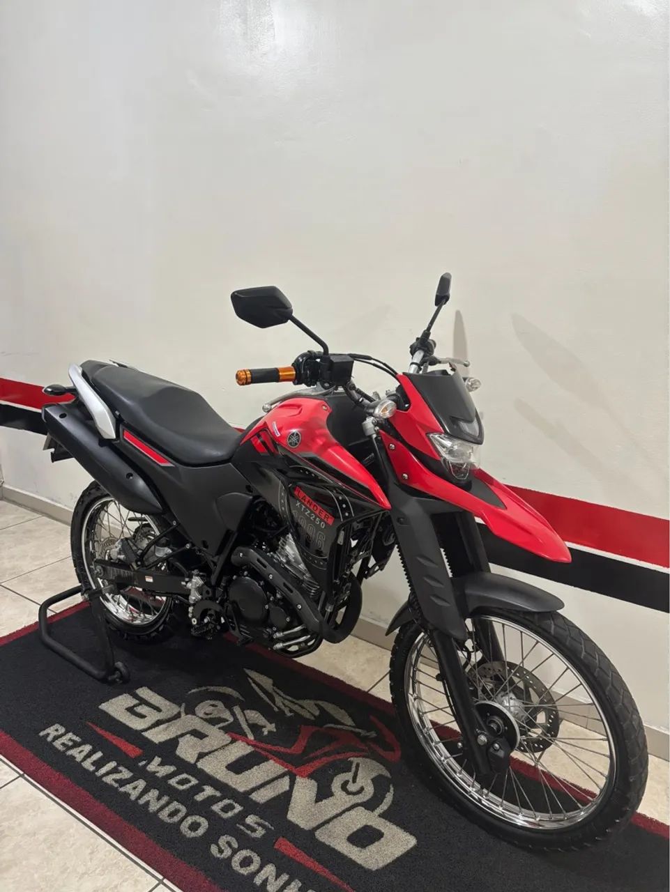 LANDER 250c 2023 ABS MUITO NOVA  (DIVIDO DE 21X  NO CARTÃO) - Foto 3