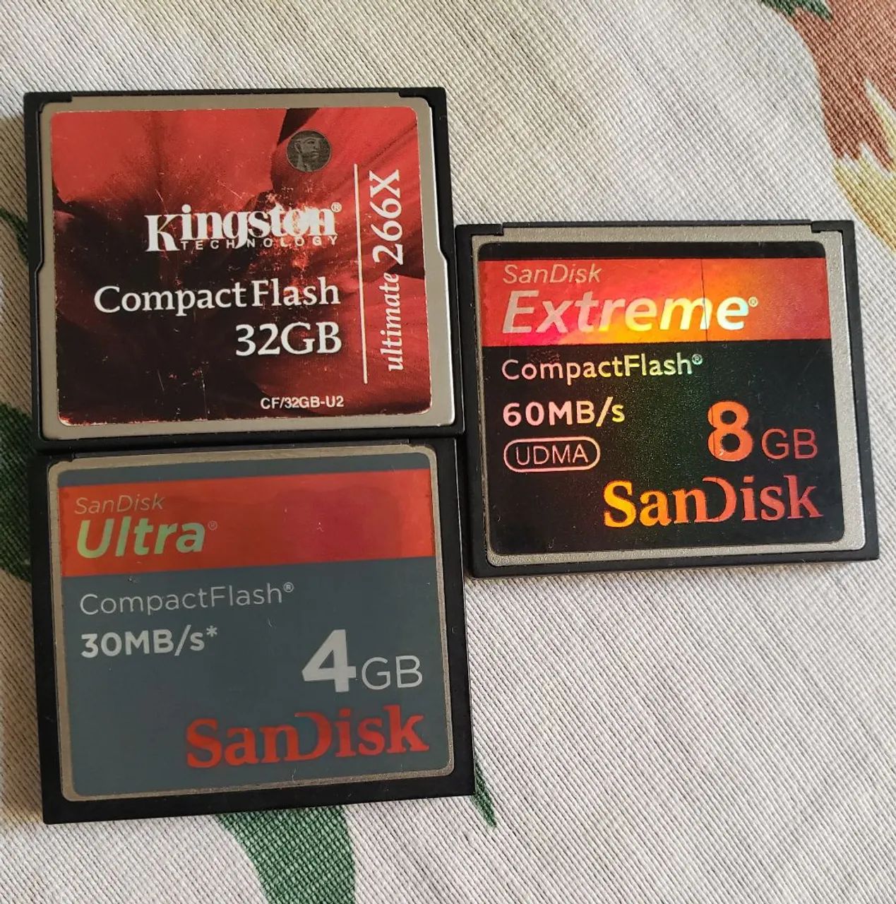 Compact Flash Kingston 32 Gb Ultimate 266X Cartão de Memória