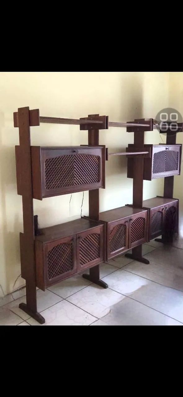 Estante da década de 80.
