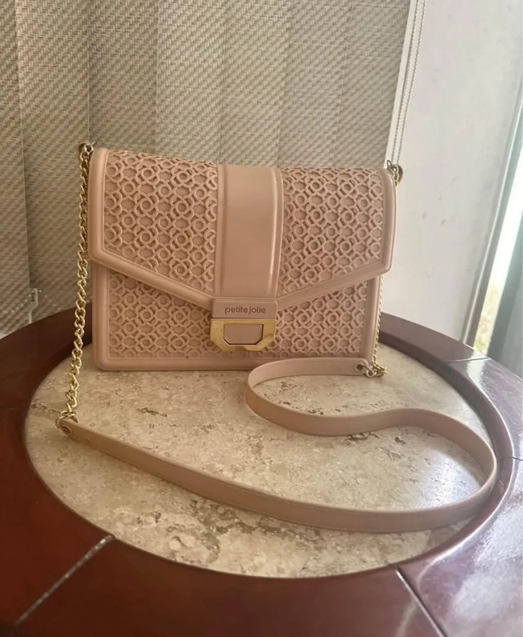 Bolsa Petite Jolie Rosa com Detalhes Vazados
