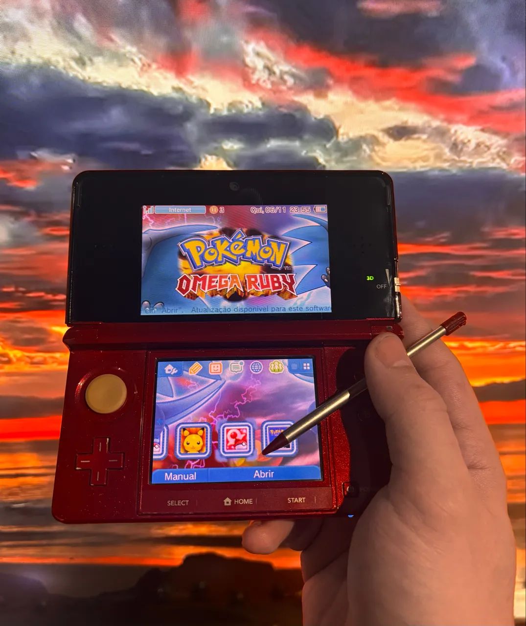 Nintendo 3ds com muitos jogos como Pokémon Mario e Zelda + carregador e caneta