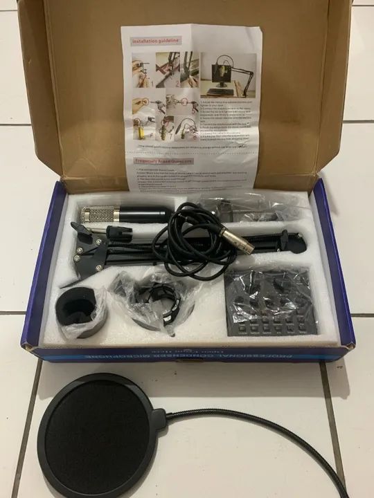 Microfones condensadores para studio completo de marca internacional