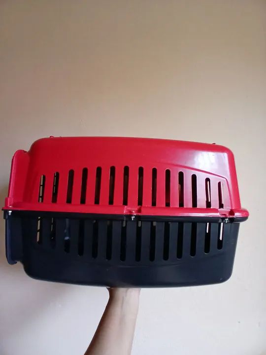 Vende-se caixa de transporte para pets