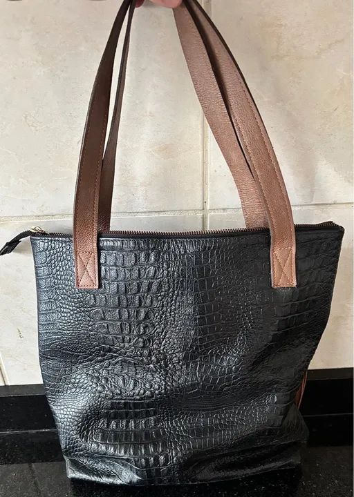 Bolsa de Ombro em Couro Legítimo - Foto 2