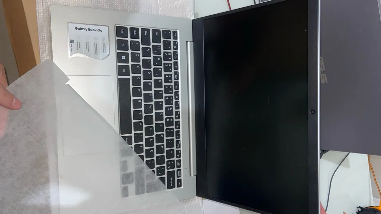 Samsung Galaxy Book Go - Notebook Leve e Portátil