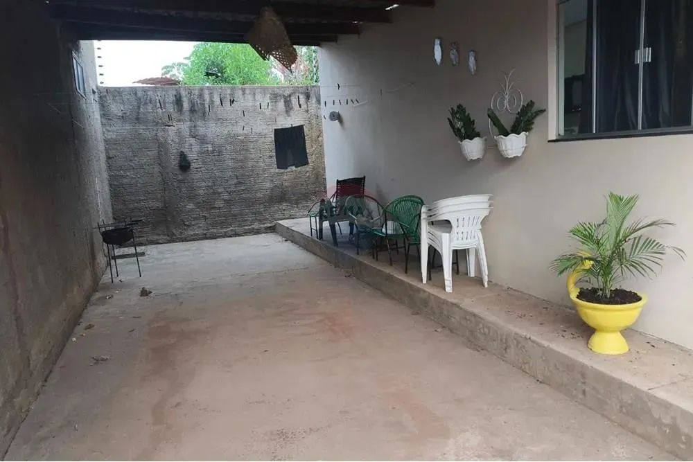 CASA COM 2 KITNETS A VENDA NO SETOR BRASIL - Foto 4