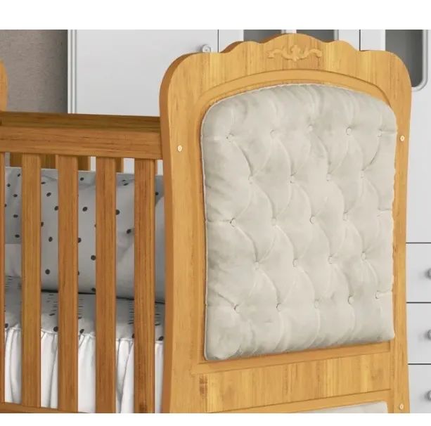 Berço com Capitonê que vira Cama com colchão. - Foto 2