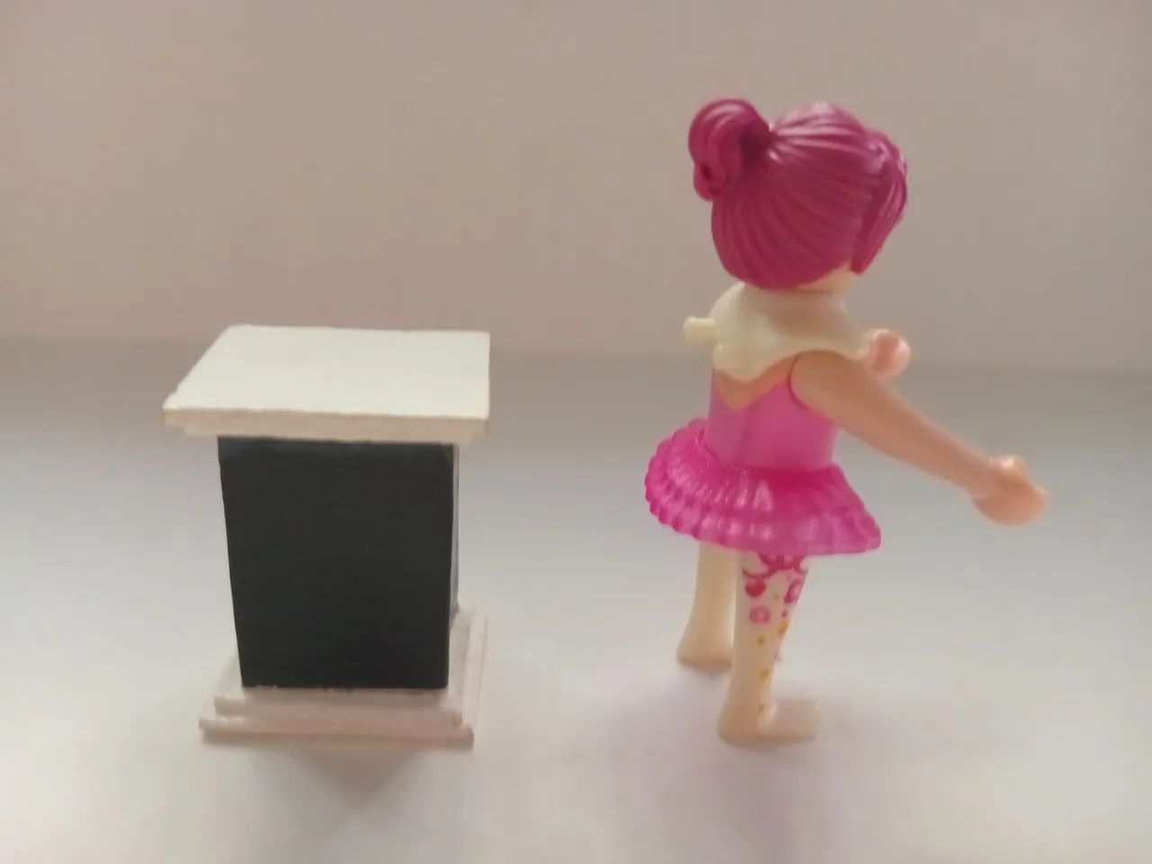 Boneca Bailarina Playmobil com base - Foto 4