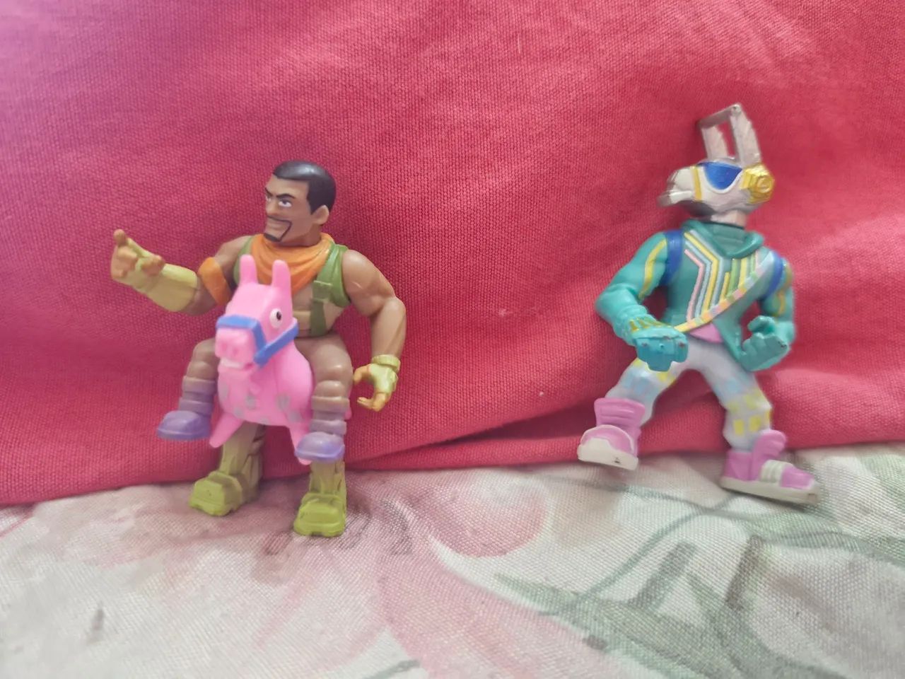 Boneco fortnite e miniaturas - Foto 4