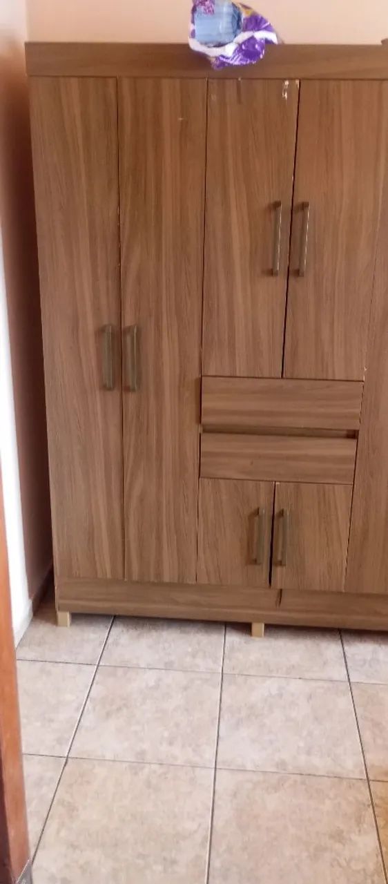Vender guarda roupa e cadeira  - Foto 3