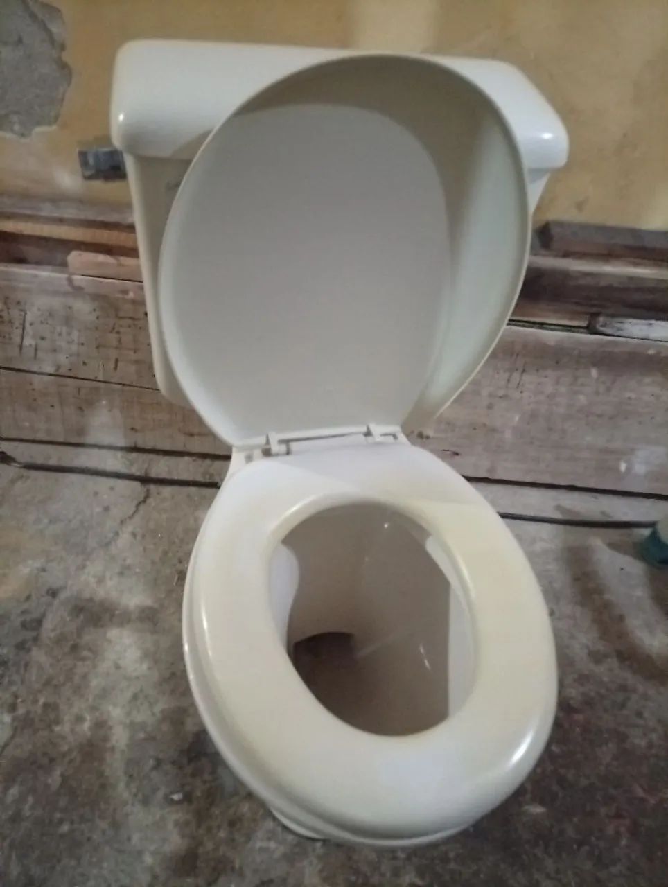 Vaso sanitário caixa acoplada  - Foto 2