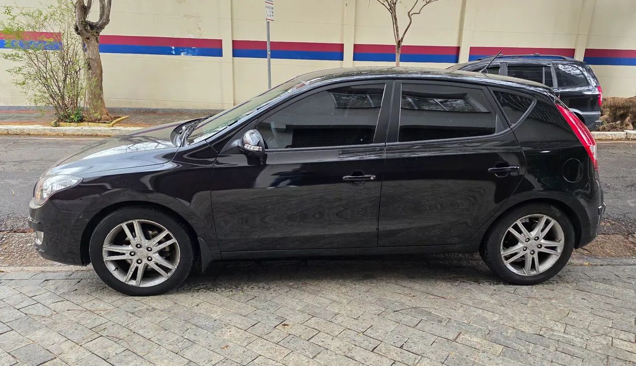 Hyundai i30 2.0 16V 145cv 5p Aut., foto 5 de 11