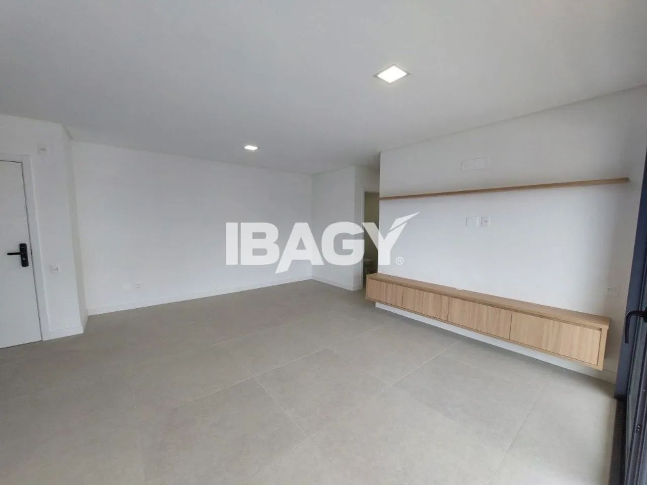 Excelente Apartamento 3 dormitório(s) em Praia Comprida - São José - Foto 4