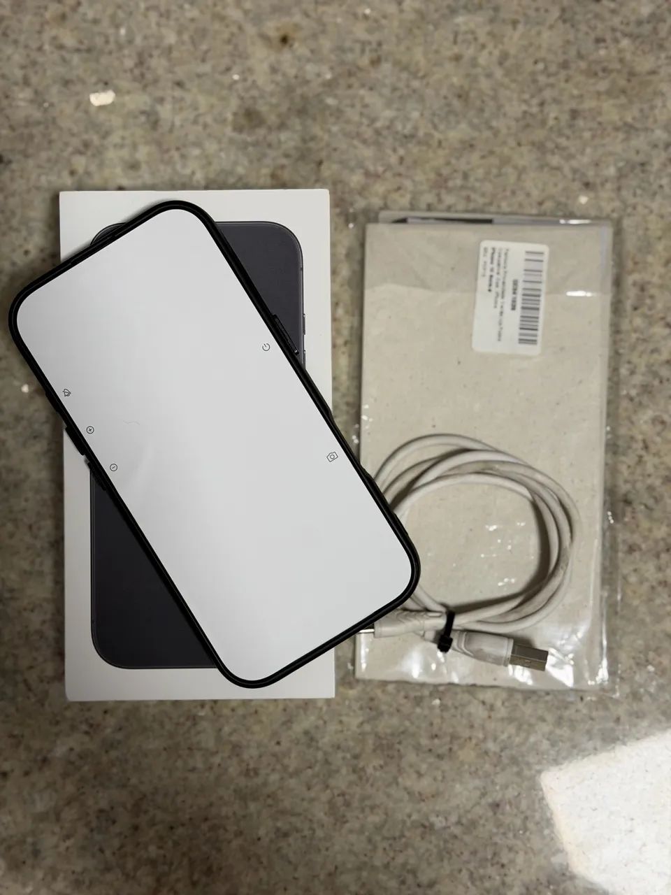 iPhone 16 - 128Gb 04 meses de uso - Foto 4