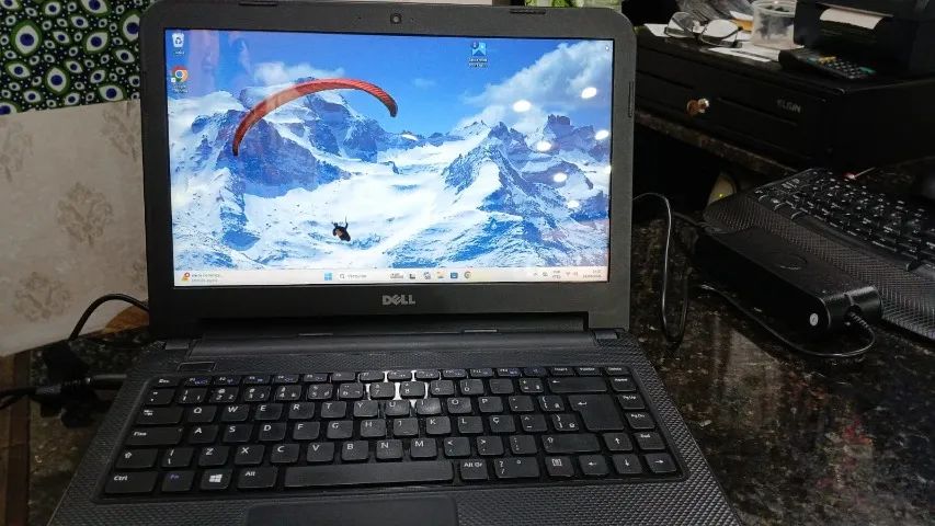 Notebook Dell, I3, 6Gb Ram, HD 500 Gb