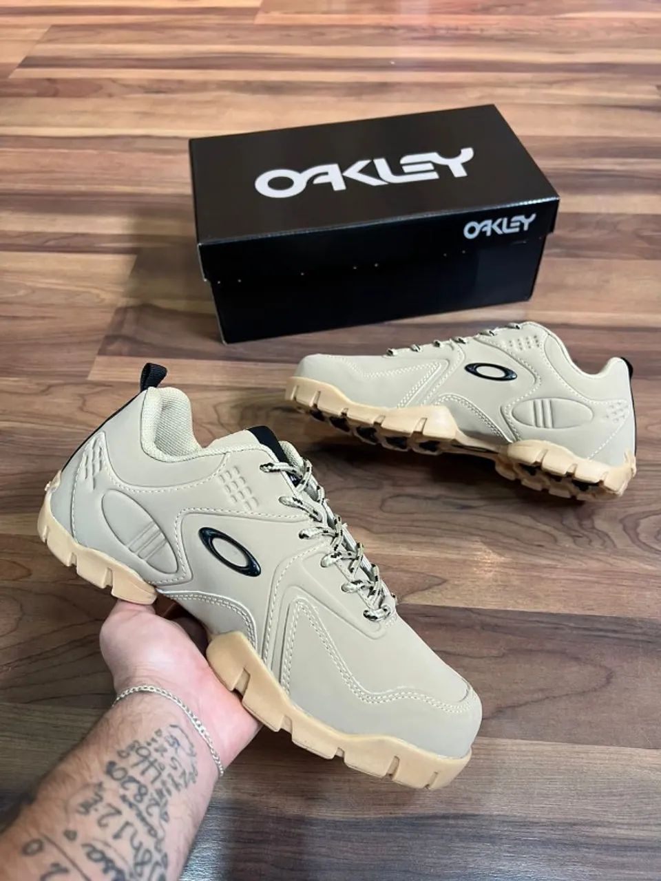 Tênis Oakley Stratus Couro Cor: Branco/Bege Premium Masculino Disponível 38 ao 43 (Foto Re - Foto 4