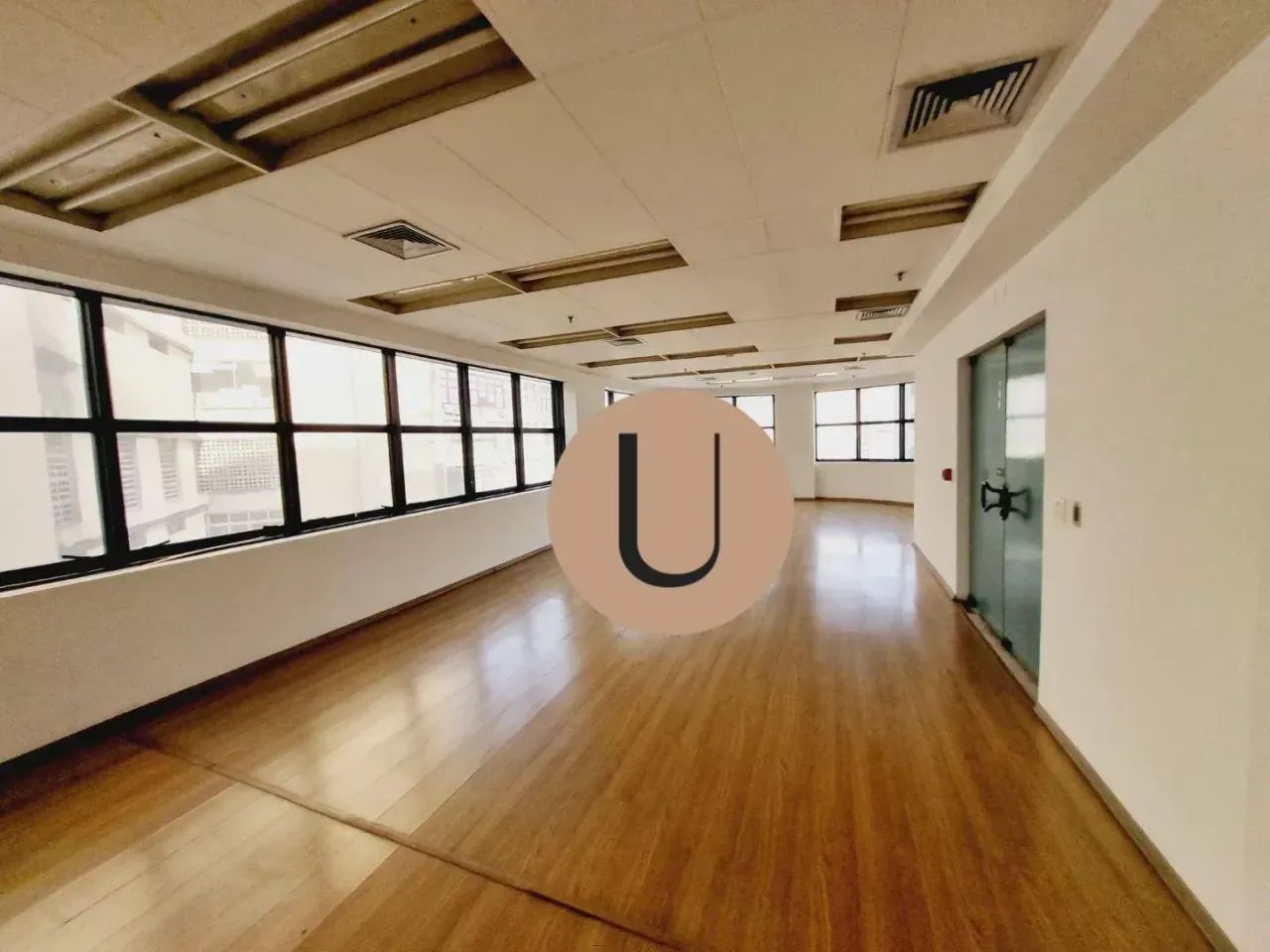 Marques de Itu, conjunto com 188,28 m² de área útil e 272 m2 de área total 04 Banheiros, C