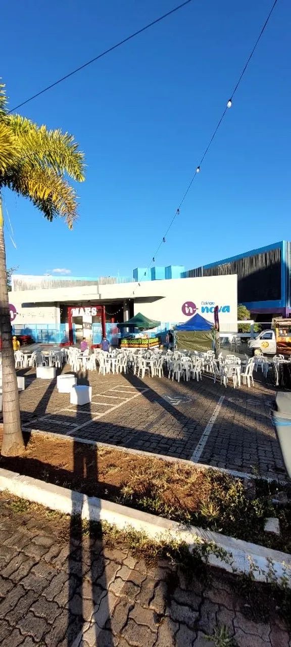 Aluguel de Mesas Cadeiras e Cama Elástica em Sobradinho  - Foto 4