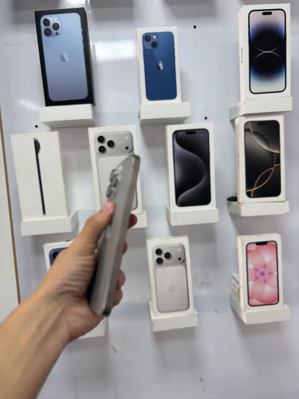 iPhone 16 Pro Max - 256GB ( Natural Titânio ) TODO ORIGINAL !!  - Foto 3