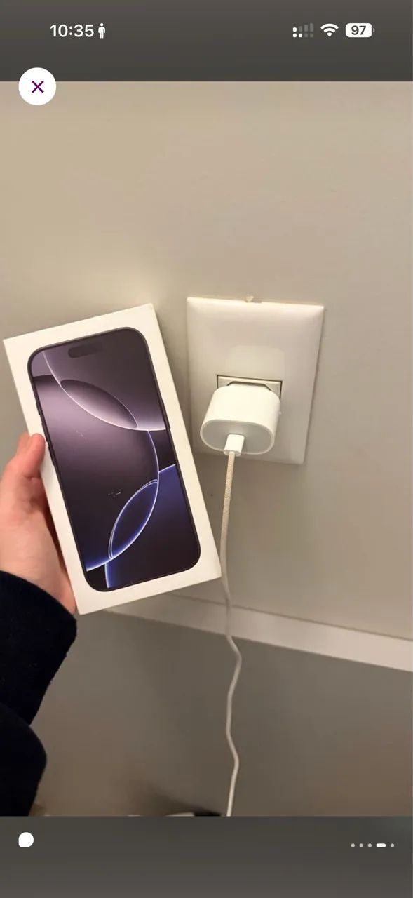 iPhone 16 